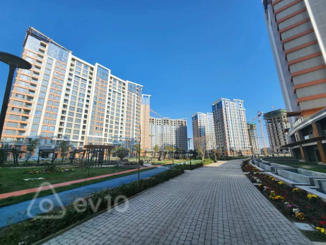 Kirayə verilir 3 otaqlı yeni tikili 68 m²