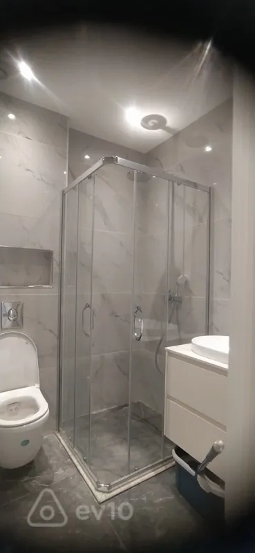 Kirayə verilir 3 otaqlı yeni tikili 68 m²