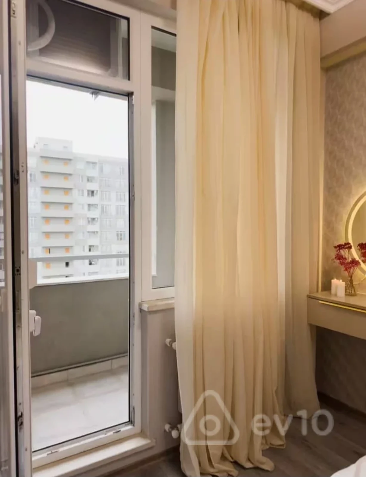 Kirayə verilir 2 otaqlı yeni tikili 60 m²