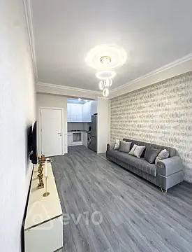 Kirayə verilir 2 otaqlı yeni tikili 60 m²