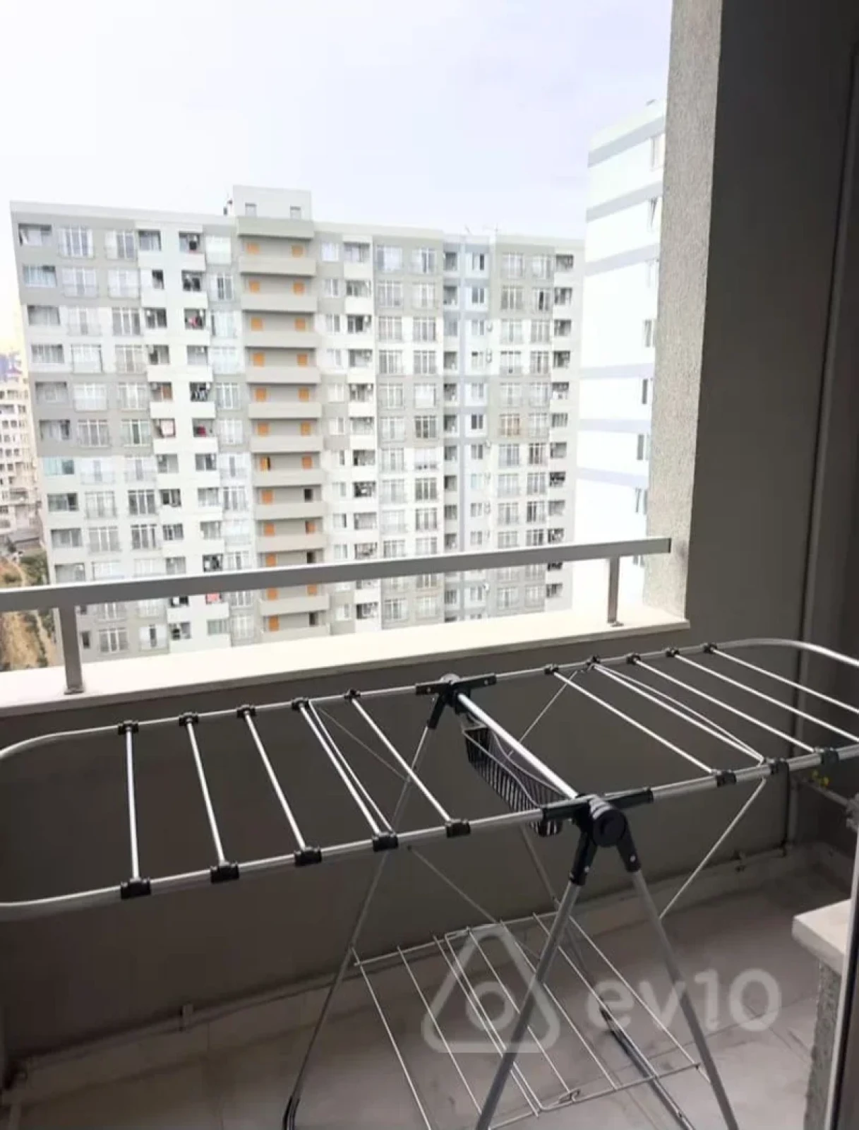 Kirayə verilir 2 otaqlı yeni tikili 60 m²