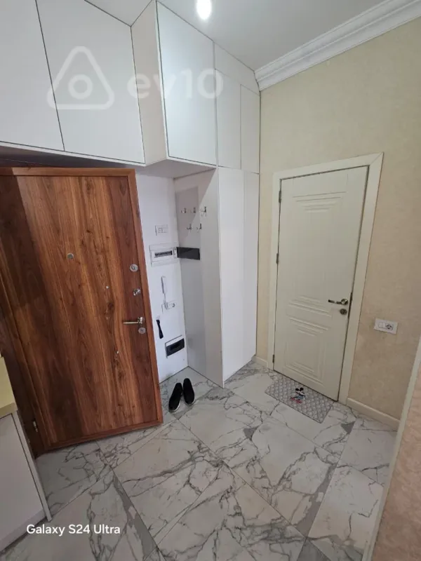 Kirayə verilir 2 otaqlı yeni tikili 60 m²