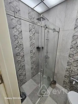 Kirayə verilir 2 otaqlı yeni tikili 60 m²