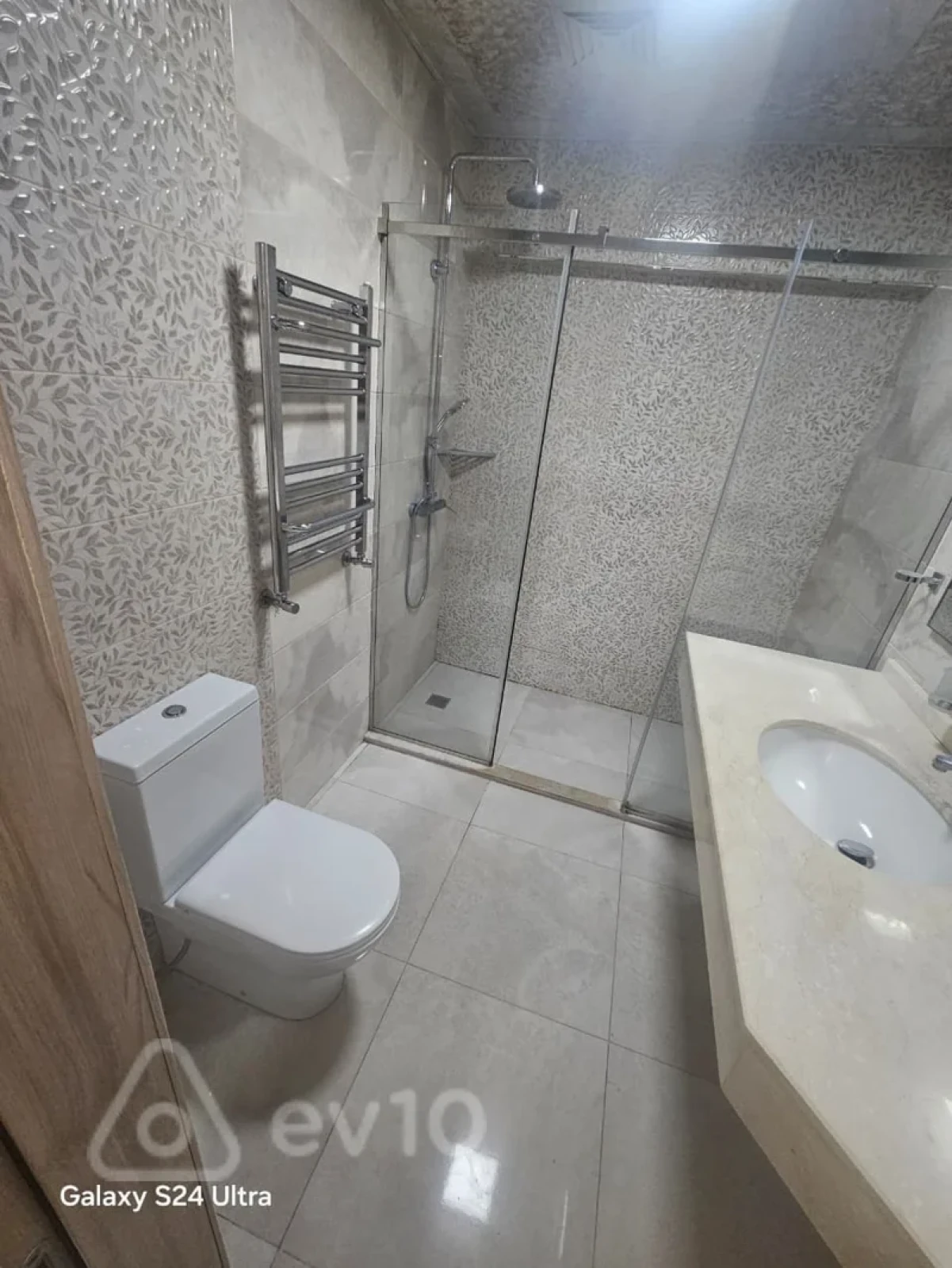 Kirayə verilir 2 otaqlı yeni tikili 62 m²