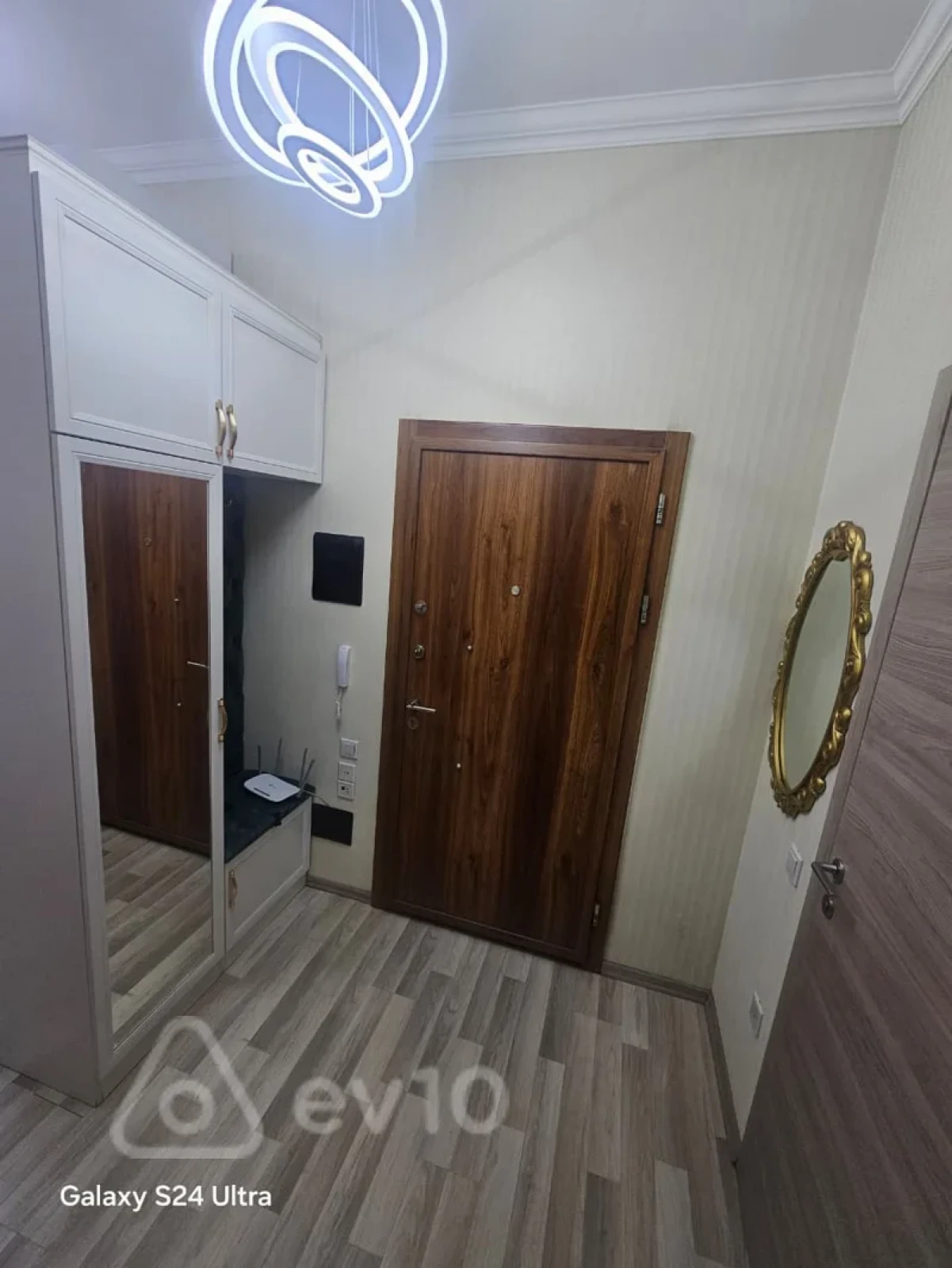 Kirayə verilir 2 otaqlı yeni tikili 62 m²