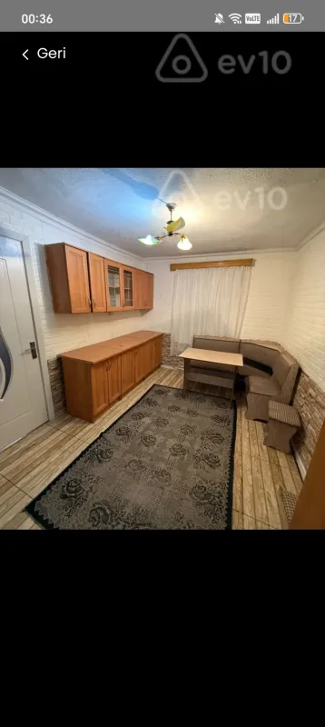 Kirayə verilir 3 otaqlı köhnə tikili 86 m²