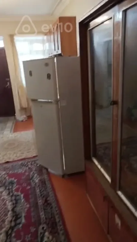 Kirayə verilir 2 otaqlı həyət evi 50 m²