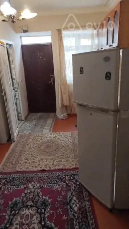 Kirayə verilir 2 otaqlı həyət evi 50 m²