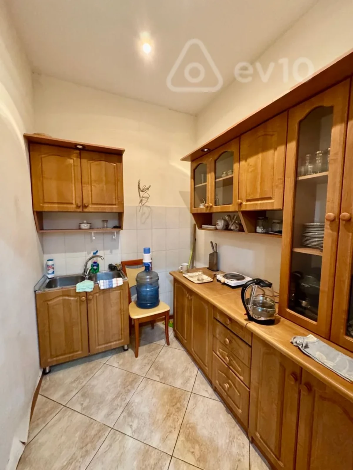 Satılır mənzil 208 m²