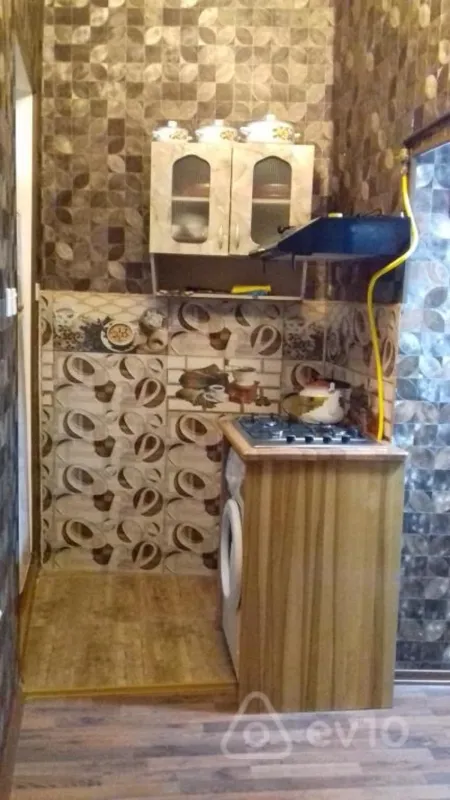 Kirayə verilir 2 otaqlı köhnə tikili 55 m²