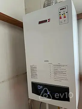 Kirayə verilir 3 otaqlı köhnə tikili 67 m²