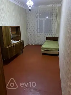 Kirayə verilir 3 otaqlı köhnə tikili 66 m²