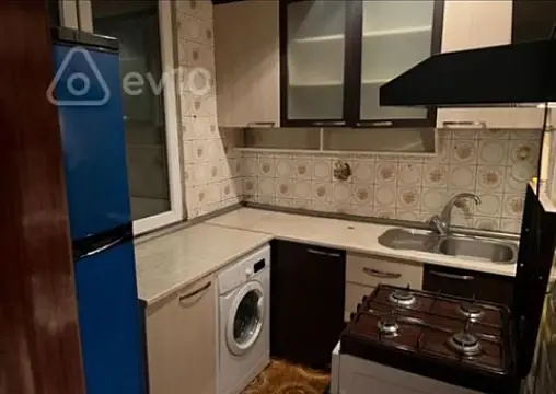 Kirayə verilir 3 otaqlı köhnə tikili 66 m² — Bakı, Binəqədi 3 otaq 66.00 m²