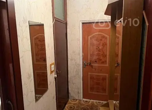 Kirayə verilir 3 otaqlı köhnə tikili 66 m²