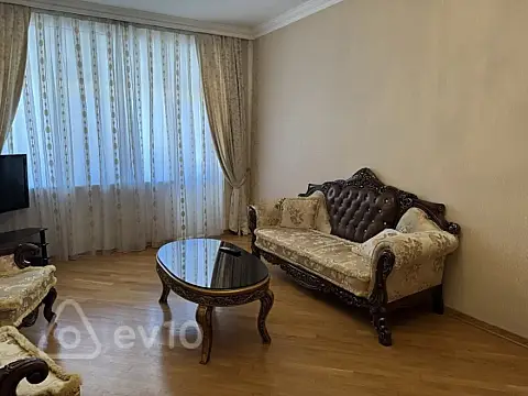 Kirayə verilir 2 otaqlı yeni tikili 105 m²