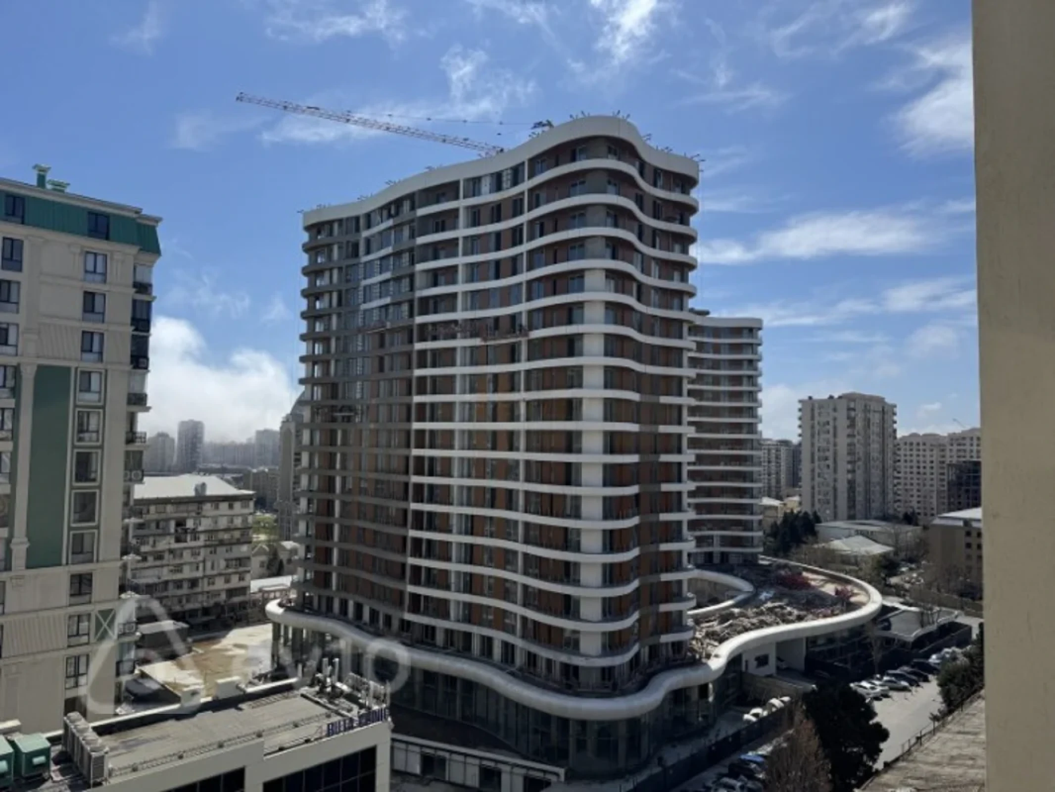 Kirayə verilir 2 otaqlı yeni tikili 105 m²