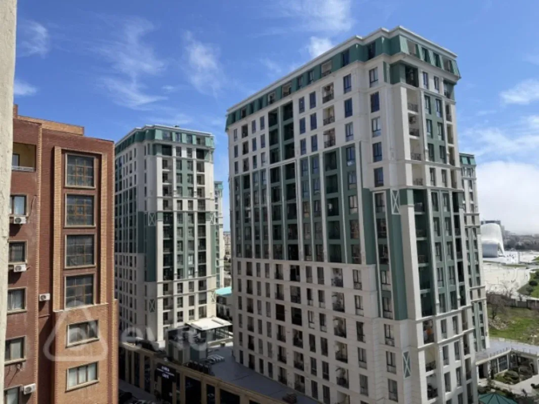 Kirayə verilir 2 otaqlı yeni tikili 105 m²