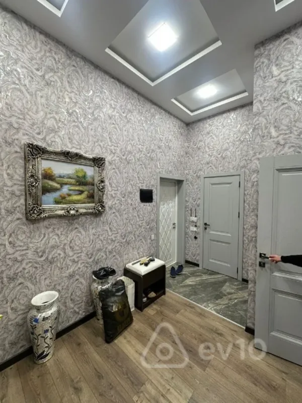 Kirayə verilir 3 otaqlı yeni tikili 110 m²