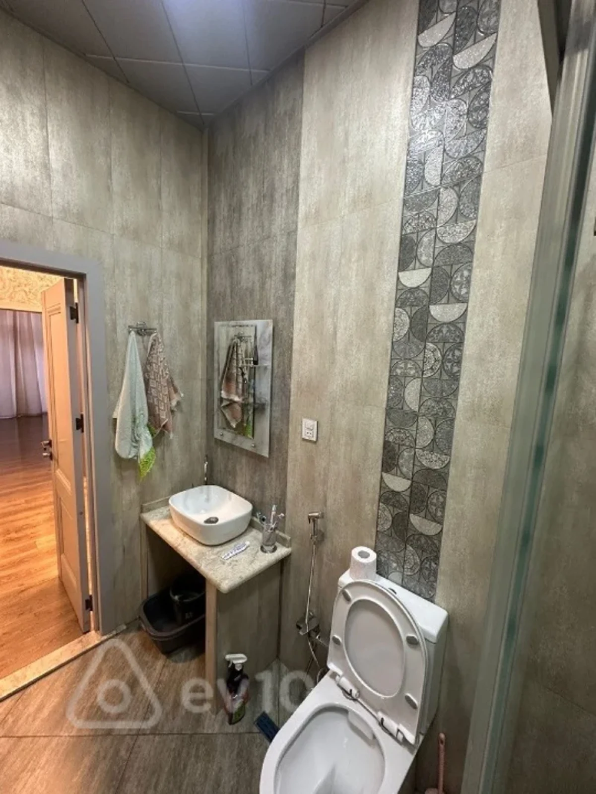 Kirayə verilir 3 otaqlı yeni tikili 110 m²