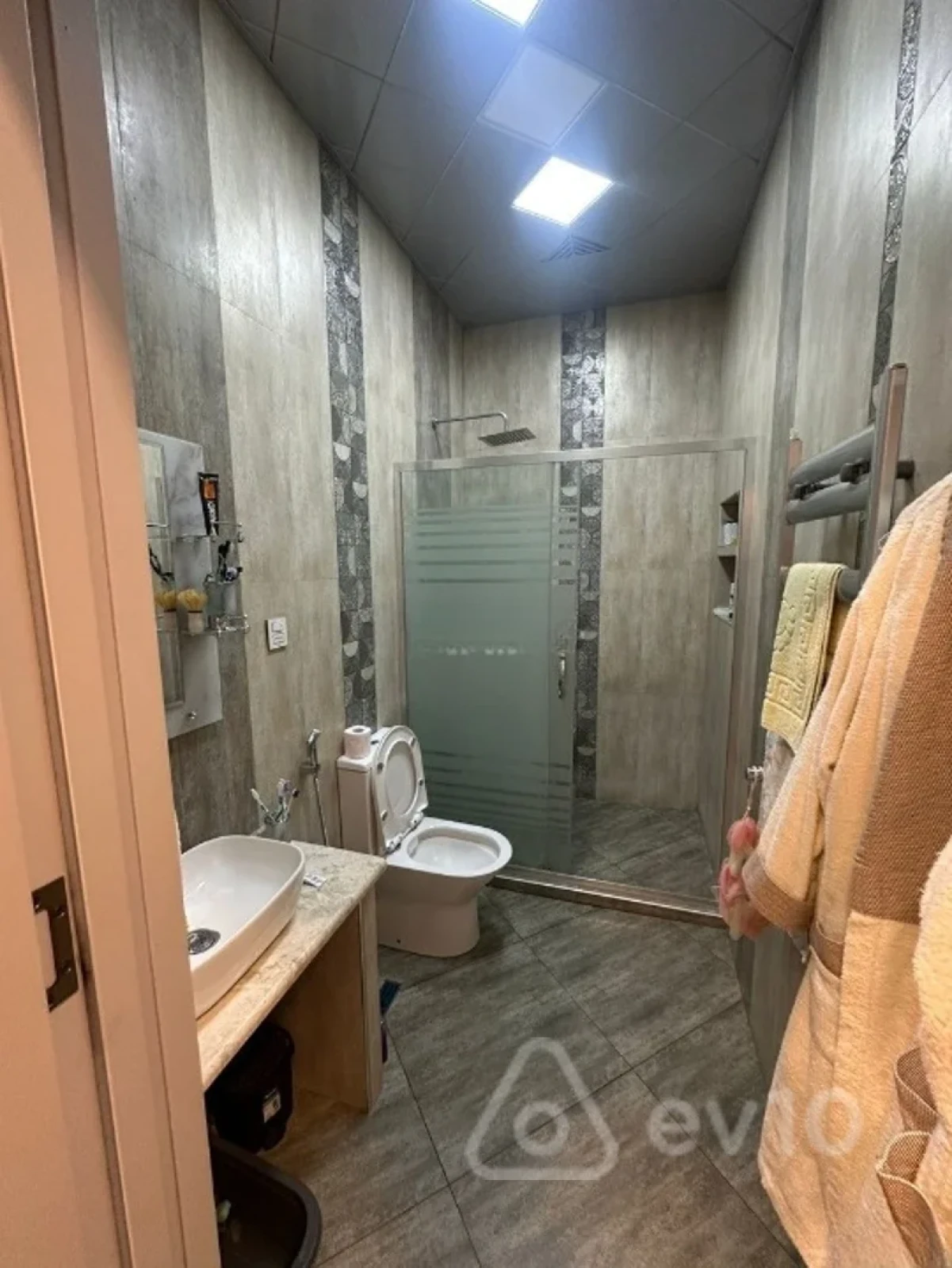 Kirayə verilir 3 otaqlı yeni tikili 110 m²