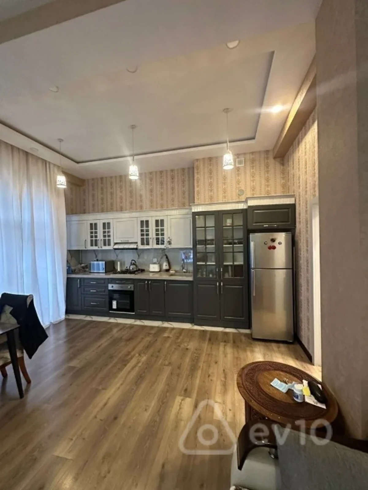 Kirayə verilir 3 otaqlı yeni tikili 110 m²