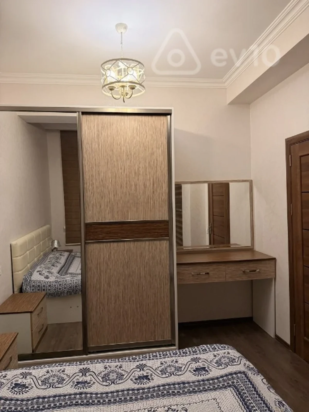 Kirayə verilir 2 otaqlı yeni tikili 60 m²