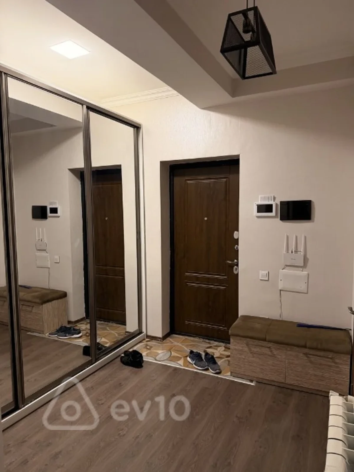 Kirayə verilir 2 otaqlı yeni tikili 60 m²