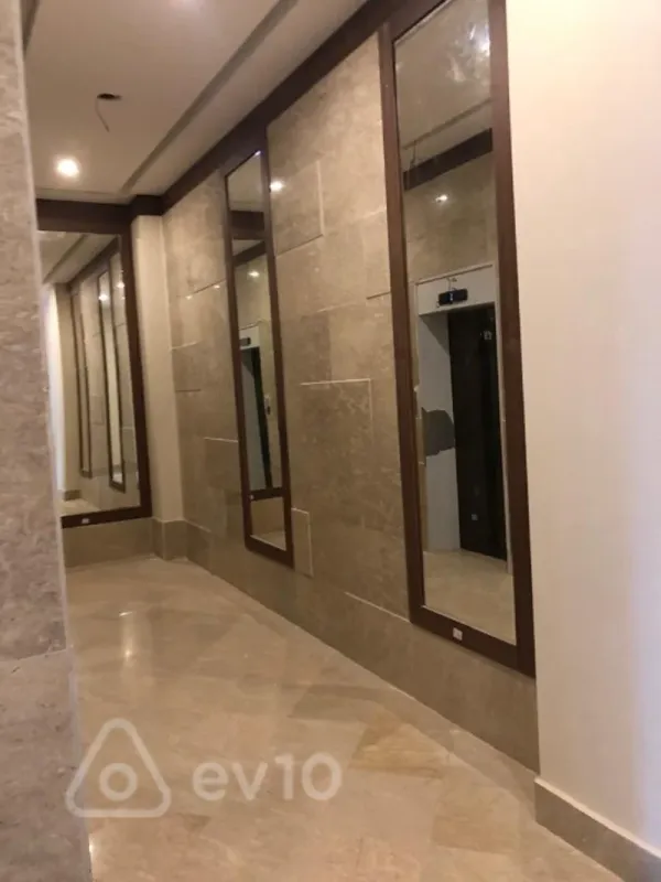 Kirayə verilir 2 otaqlı yeni tikili 60 m²
