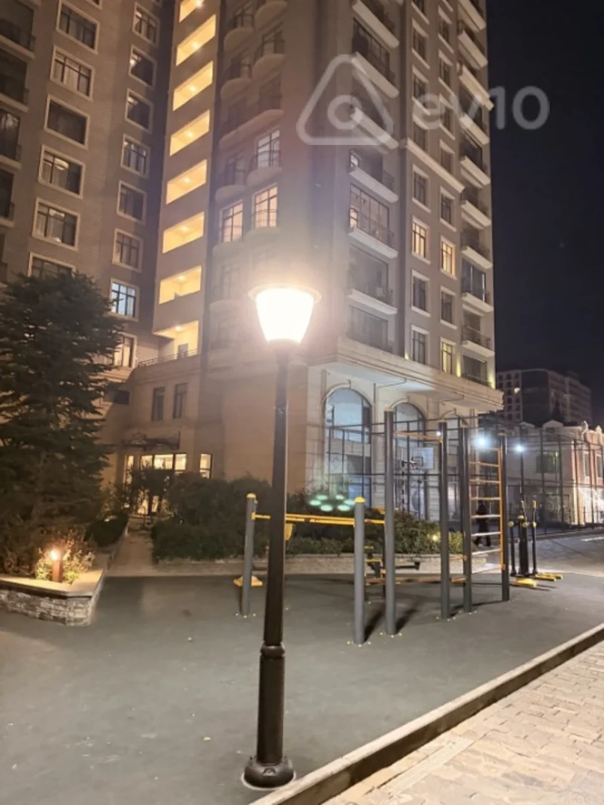 Kirayə verilir 2 otaqlı yeni tikili 60 m²