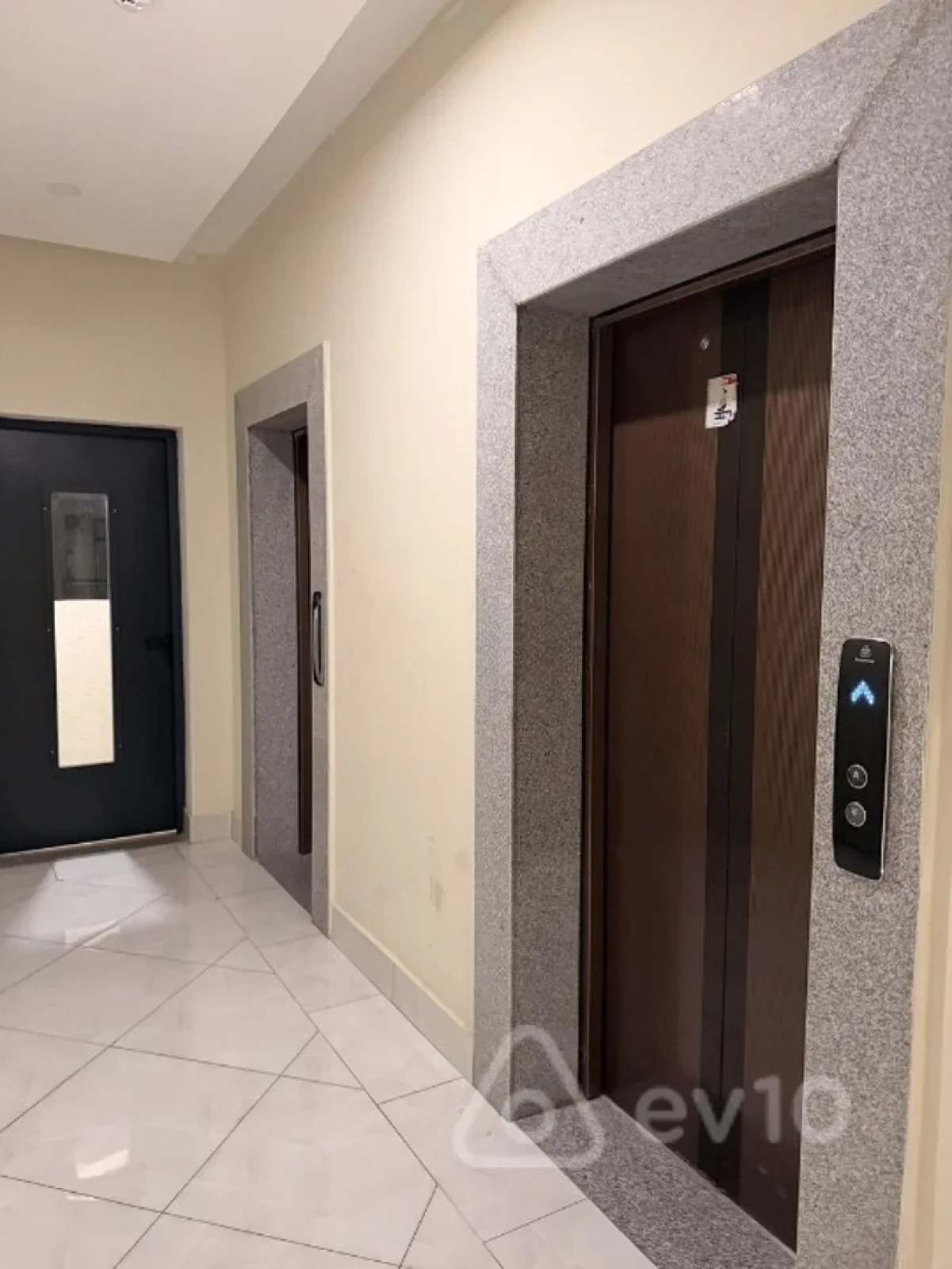 Kirayə verilir 2 otaqlı yeni tikili 60 m²