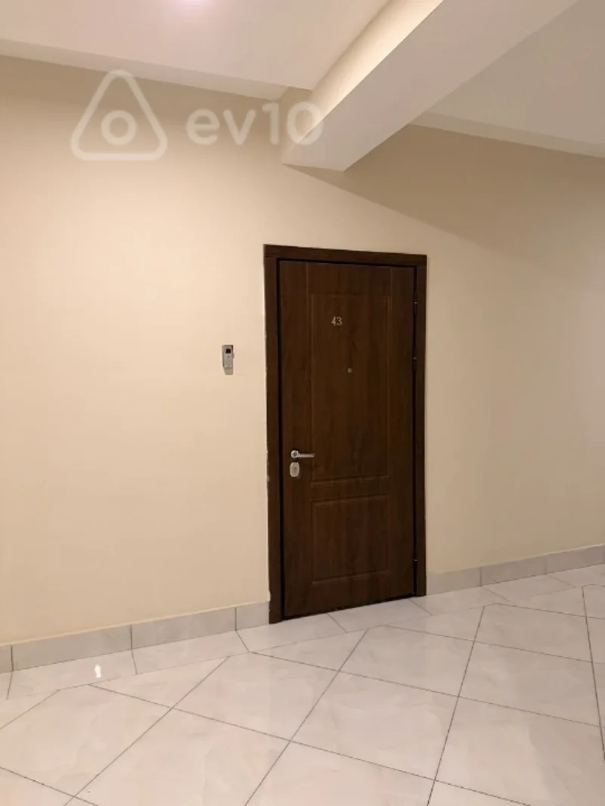 Kirayə verilir 2 otaqlı yeni tikili 60 m²