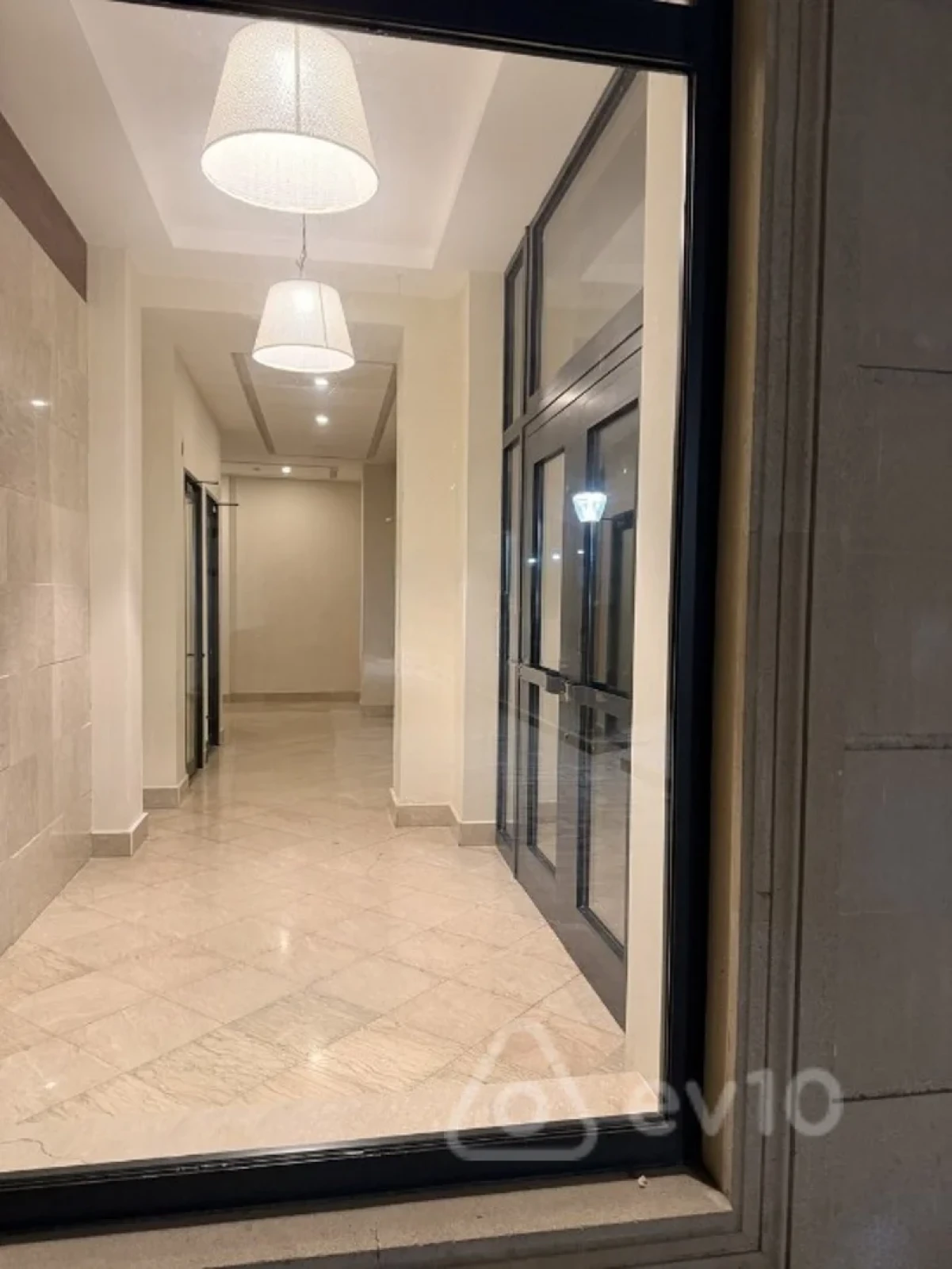 Kirayə verilir 2 otaqlı yeni tikili 60 m²