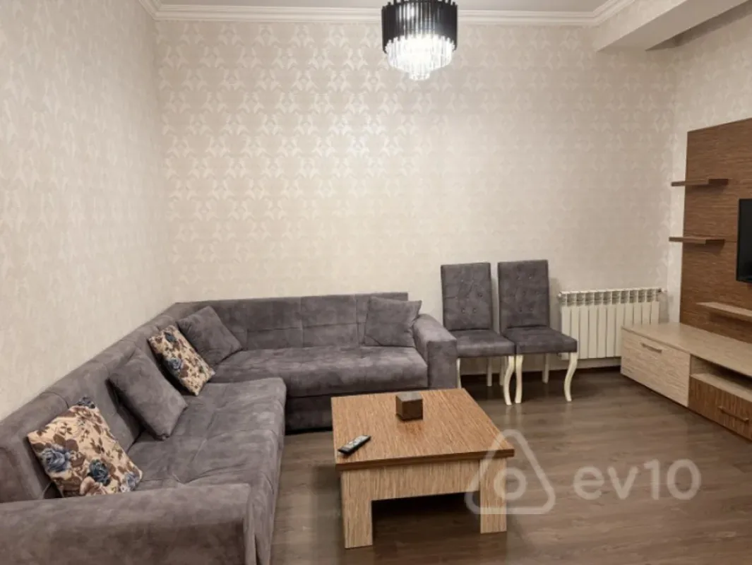 Kirayə verilir 2 otaqlı yeni tikili 60 m²