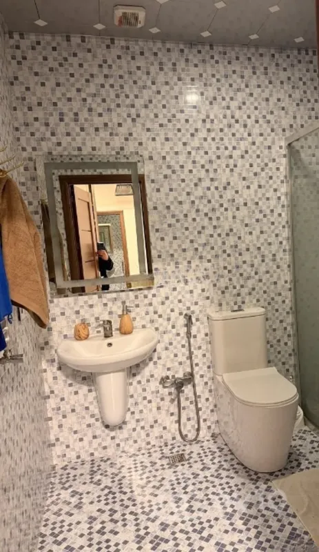 Kirayə verilir 2 otaqlı yeni tikili 60 m²