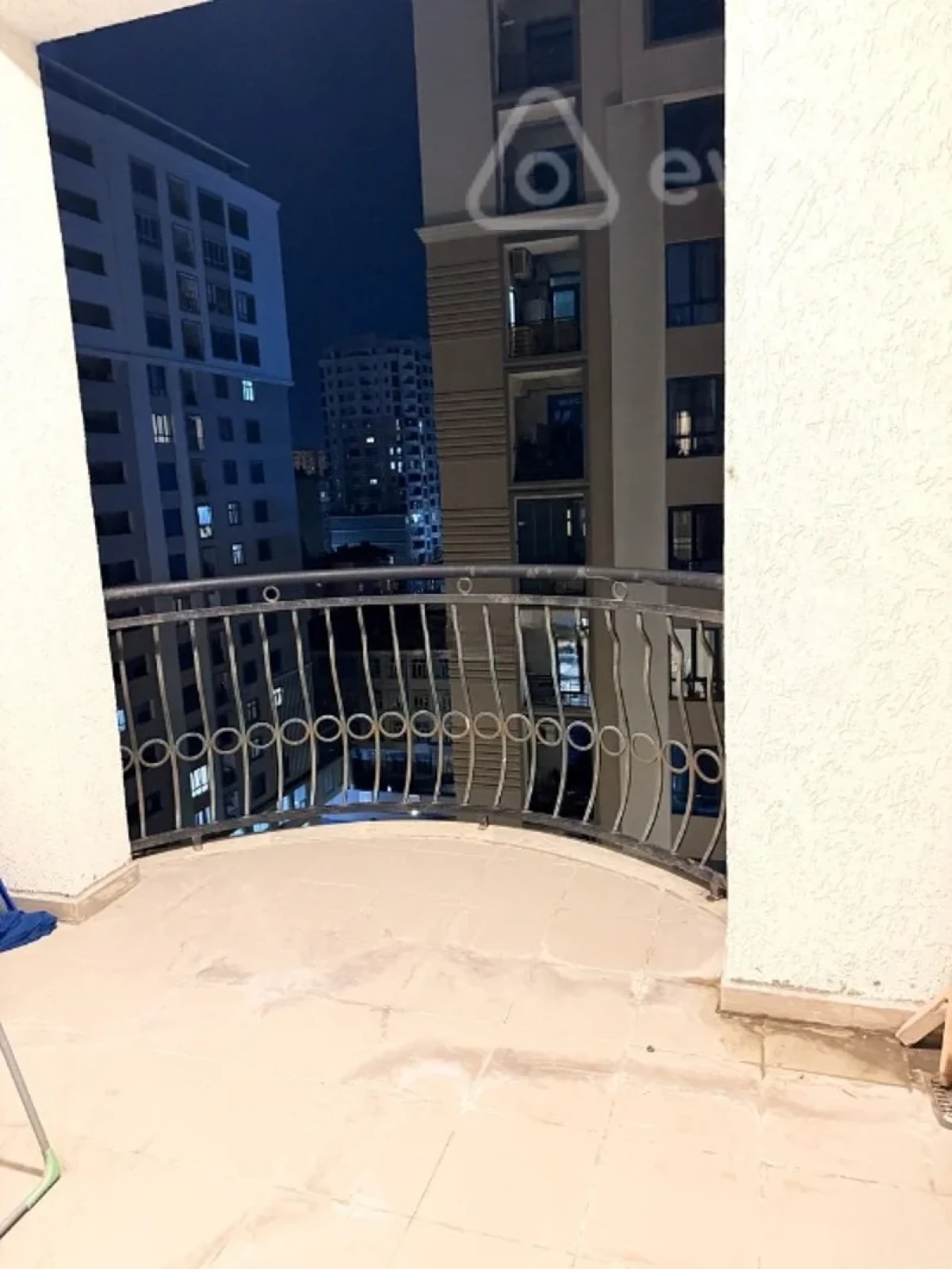 Kirayə verilir 2 otaqlı yeni tikili 60 m²