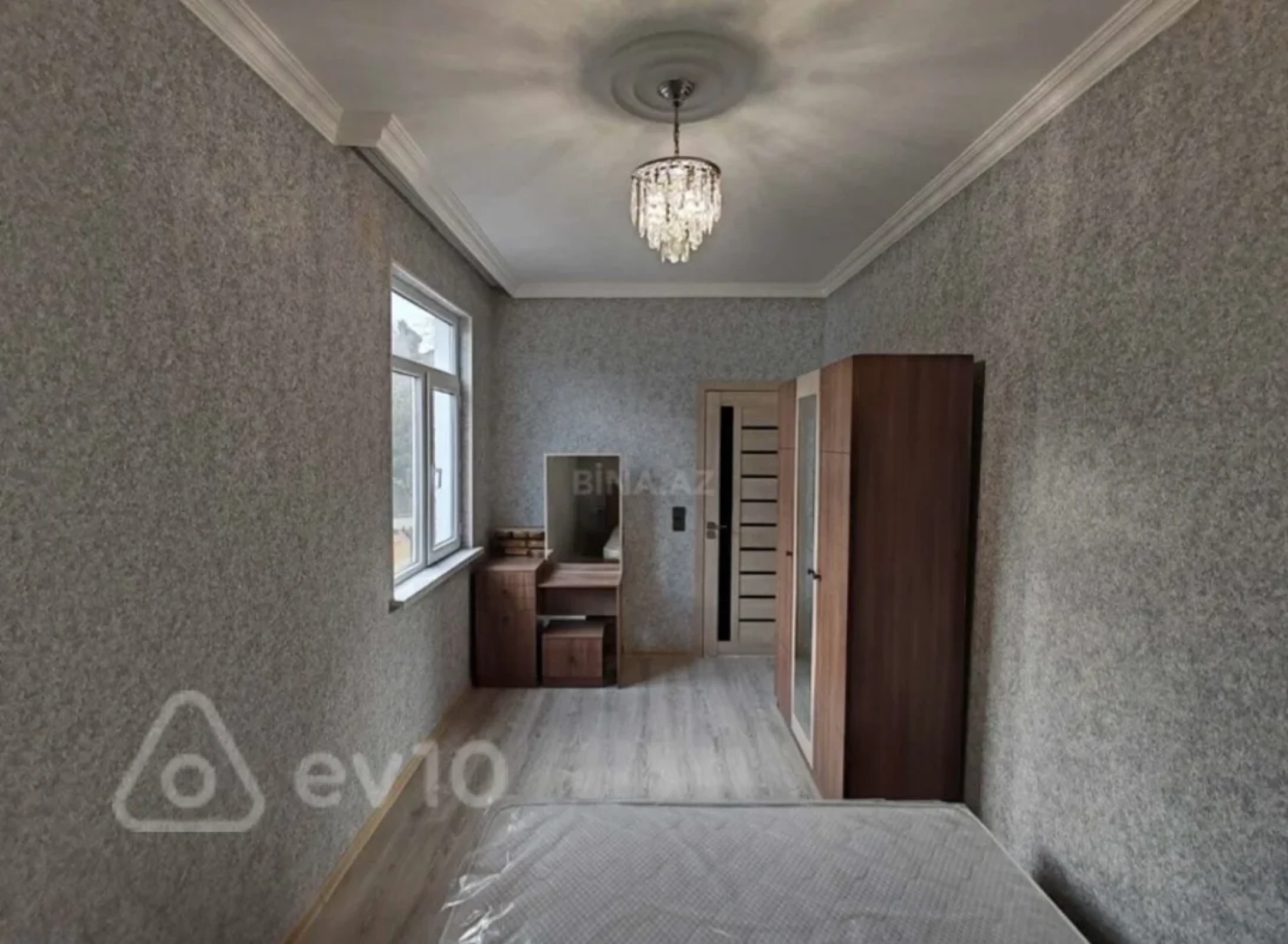 Kirayə verilir 2 otaqlı köhnə tikili 51 m²