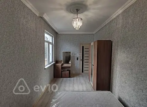 Kirayə verilir 2 otaqlı köhnə tikili 51 m²