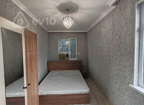Kirayə verilir 2 otaqlı köhnə tikili 51 m²
