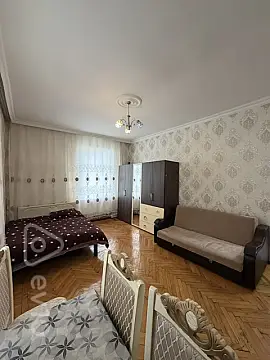 Kirayə verilir 1 otaqlı köhnə tikili 38 m²