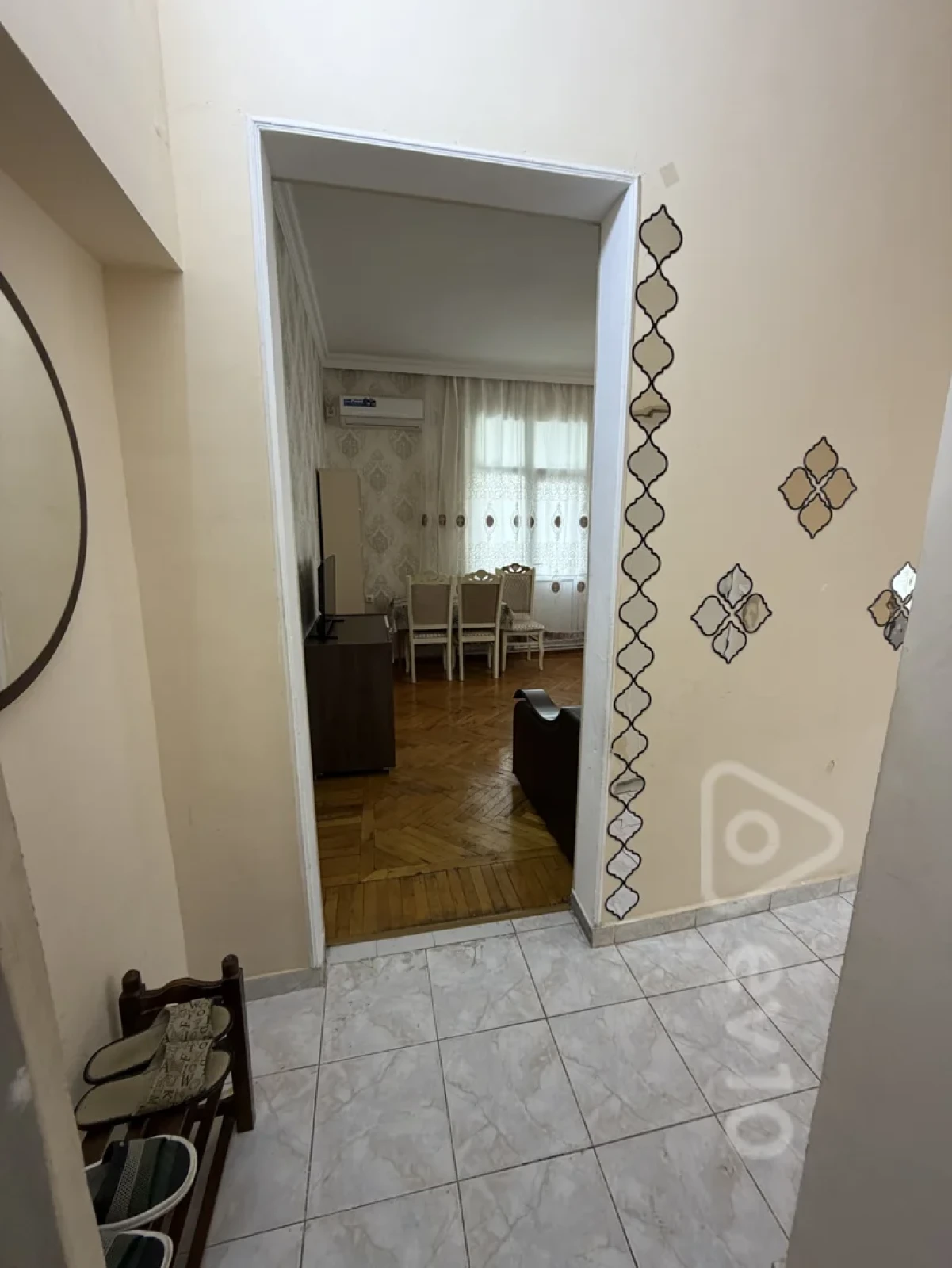 Kirayə verilir 1 otaqlı köhnə tikili 38 m²