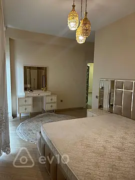 Kirayə verilir 3 otaqlı yeni tikili 110 m²