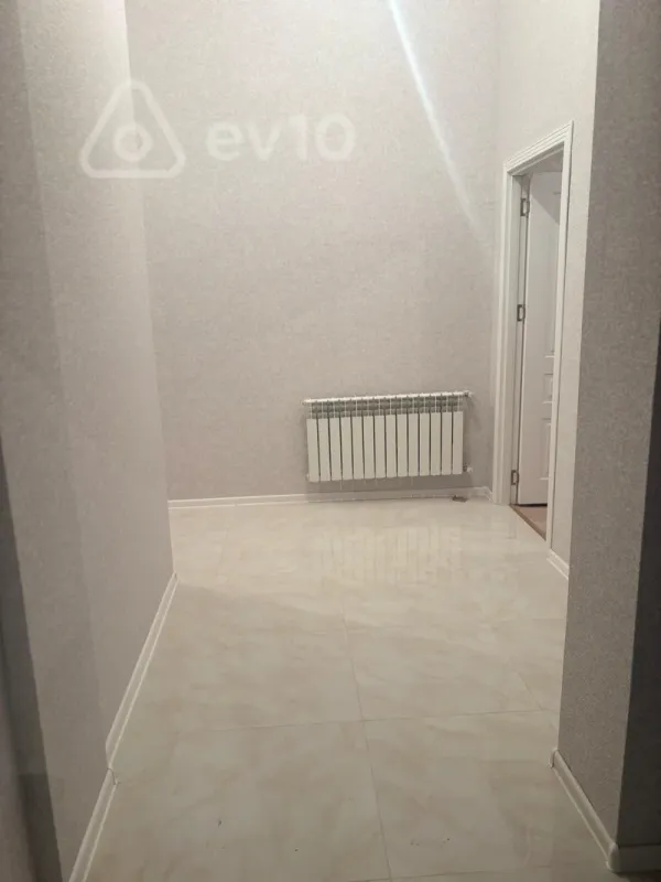 Kirayə verilir 2 otaqlı yeni tikili 92 m²