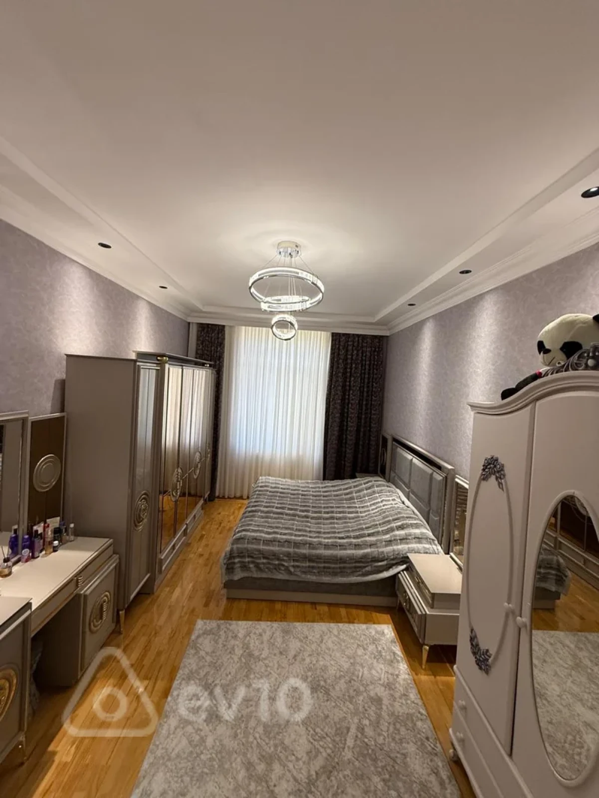 Kirayə verilir 3 otaqlı köhnə tikili 98 m²