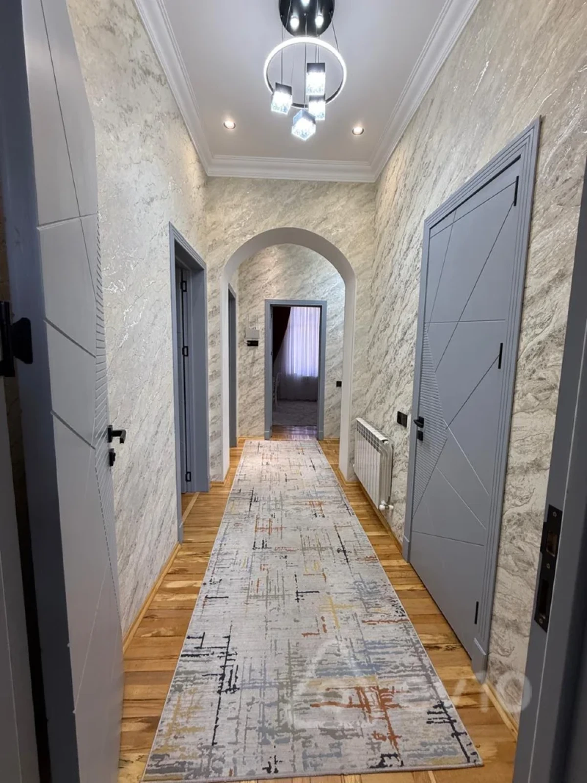 Kirayə verilir 3 otaqlı köhnə tikili 98 m²