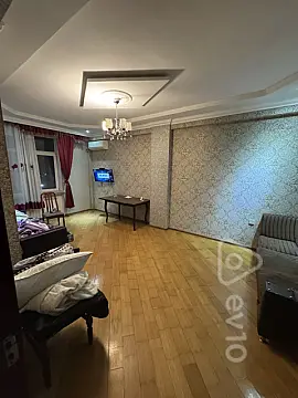Kirayə verilir 2 otaqlı yeni tikili 80 m²