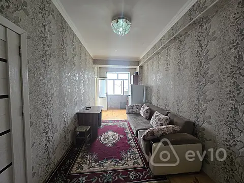 Satılır 2 otaqlı köhnə tikili 36 m²