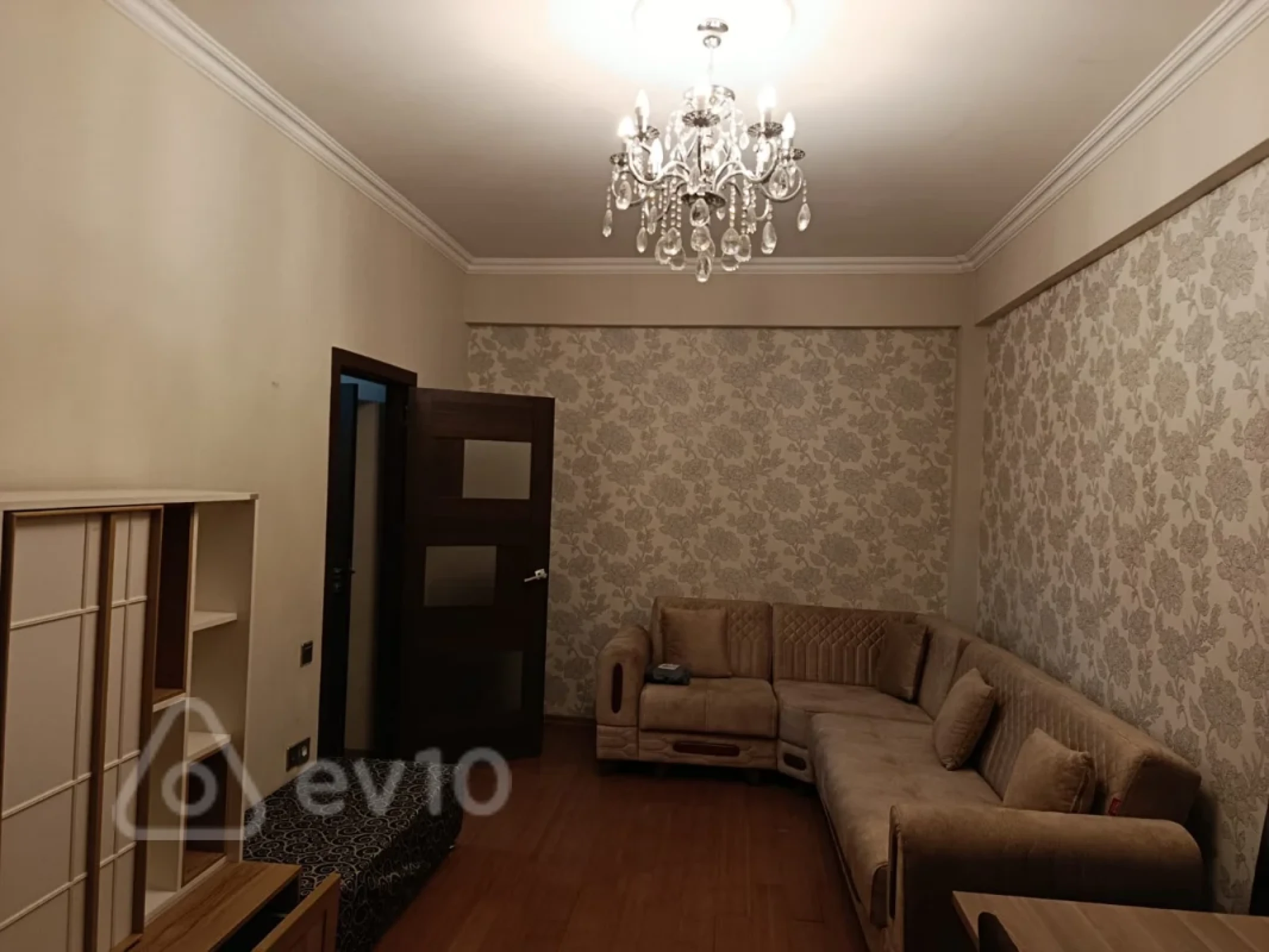 Kirayə verilir 2 otaqlı yeni tikili 60 m²