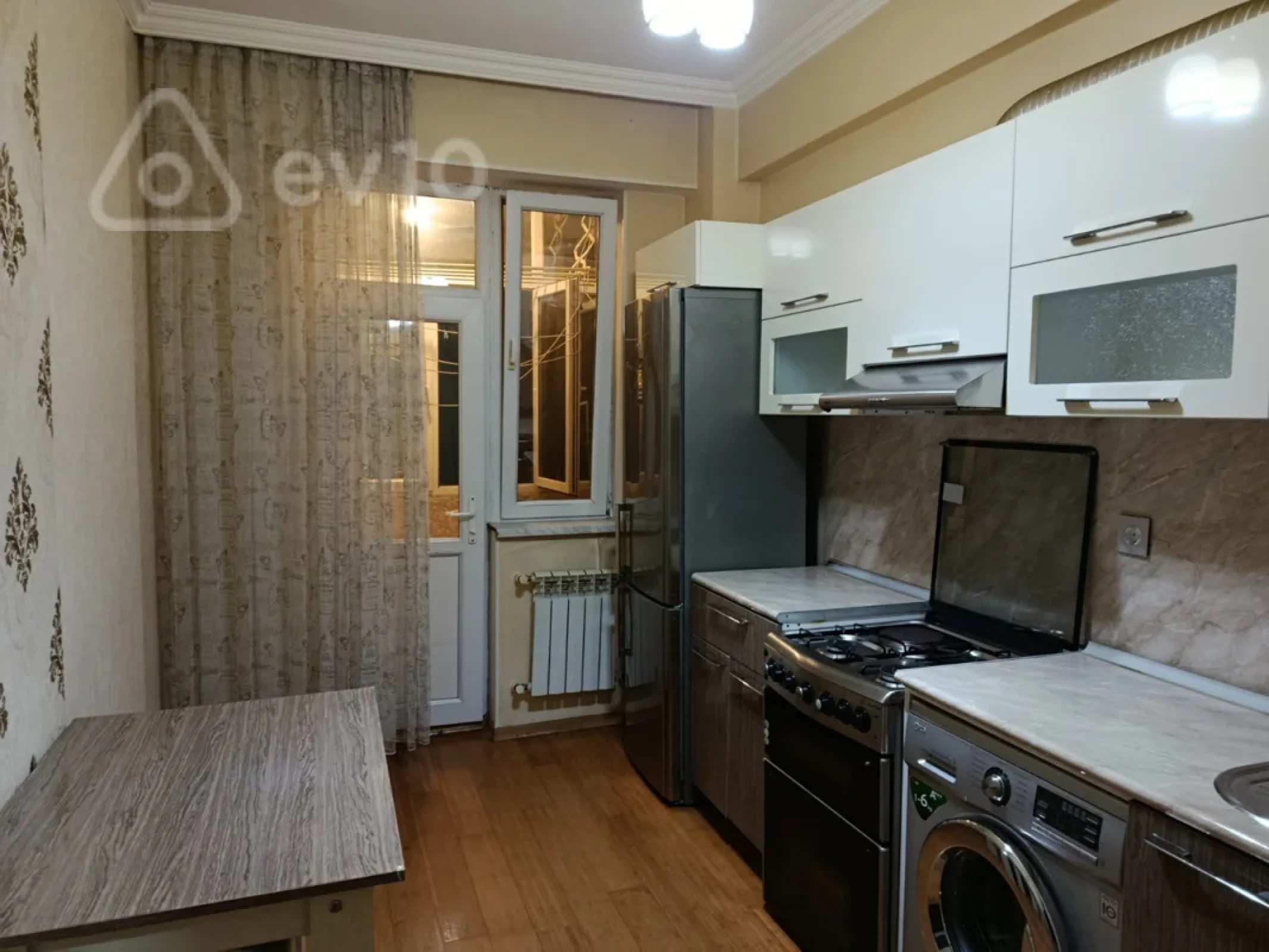 Kirayə verilir 2 otaqlı yeni tikili 60 m²