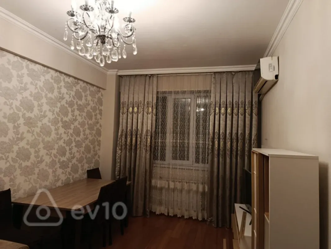 Kirayə verilir 2 otaqlı yeni tikili 60 m²