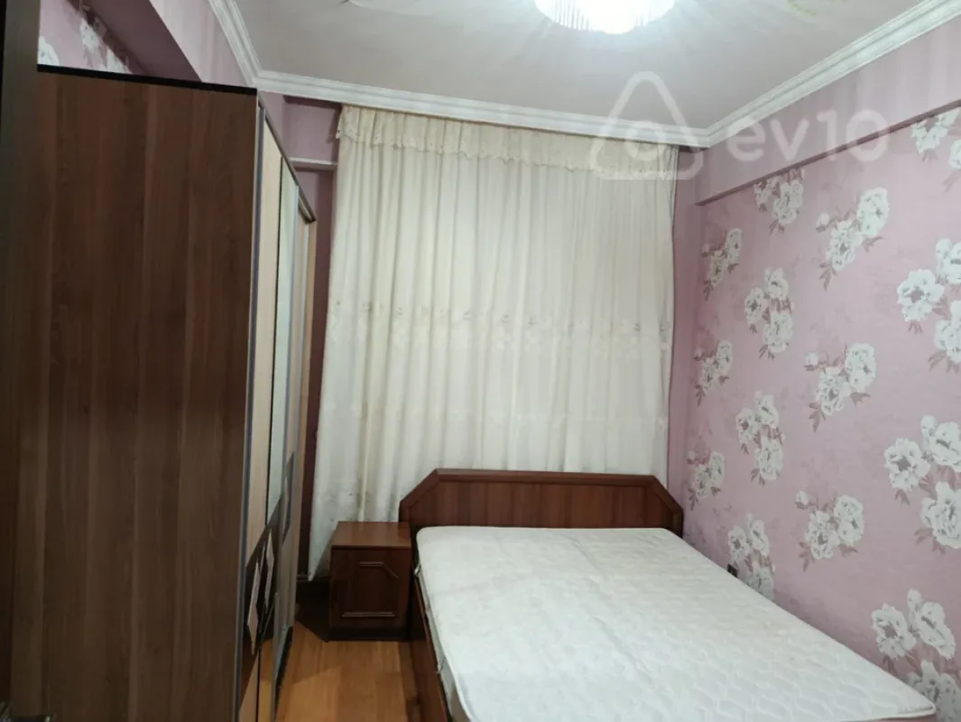 Kirayə verilir 2 otaqlı yeni tikili 60 m²